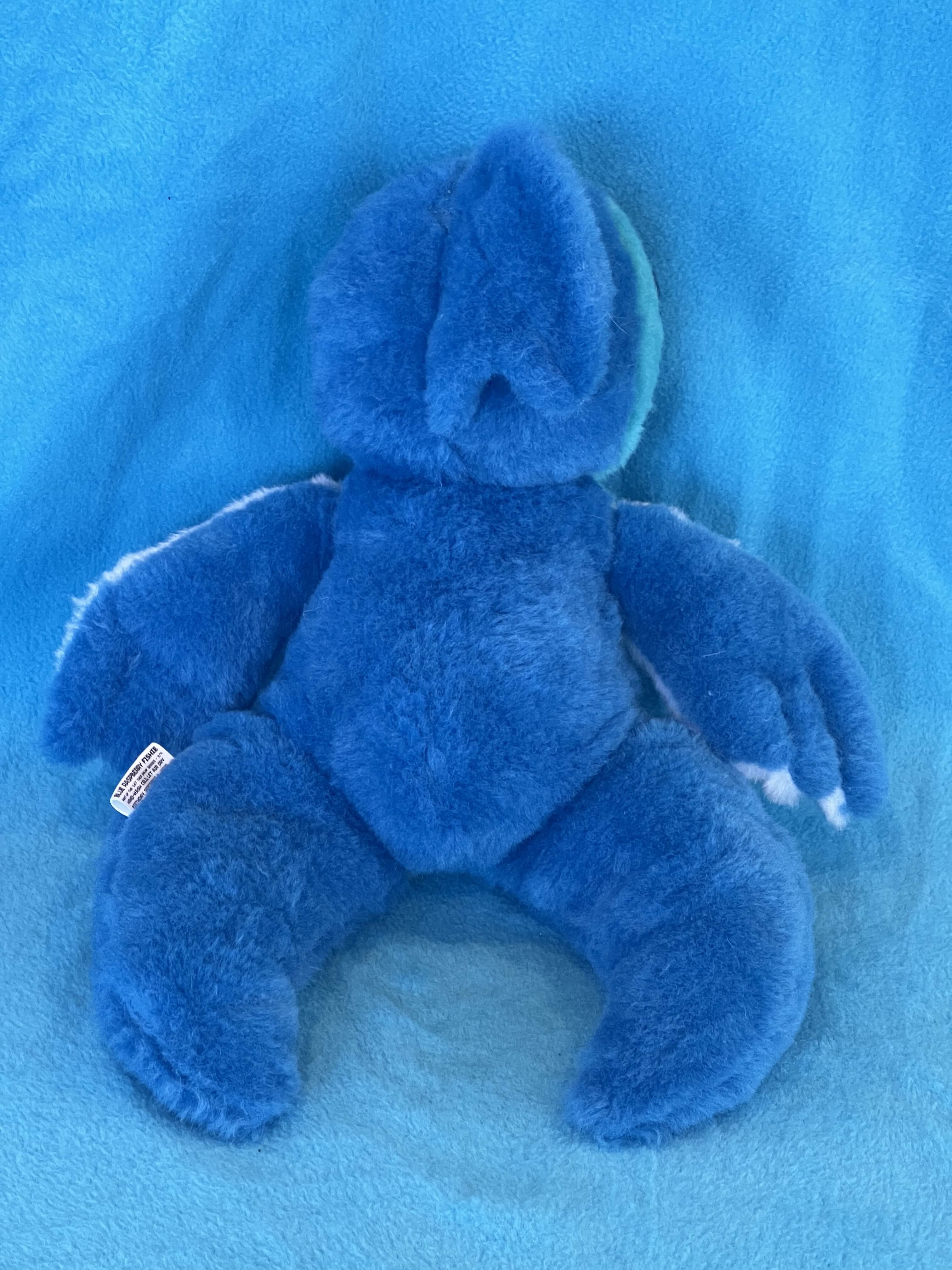 Fluffy Fishie - Blue Raspberry